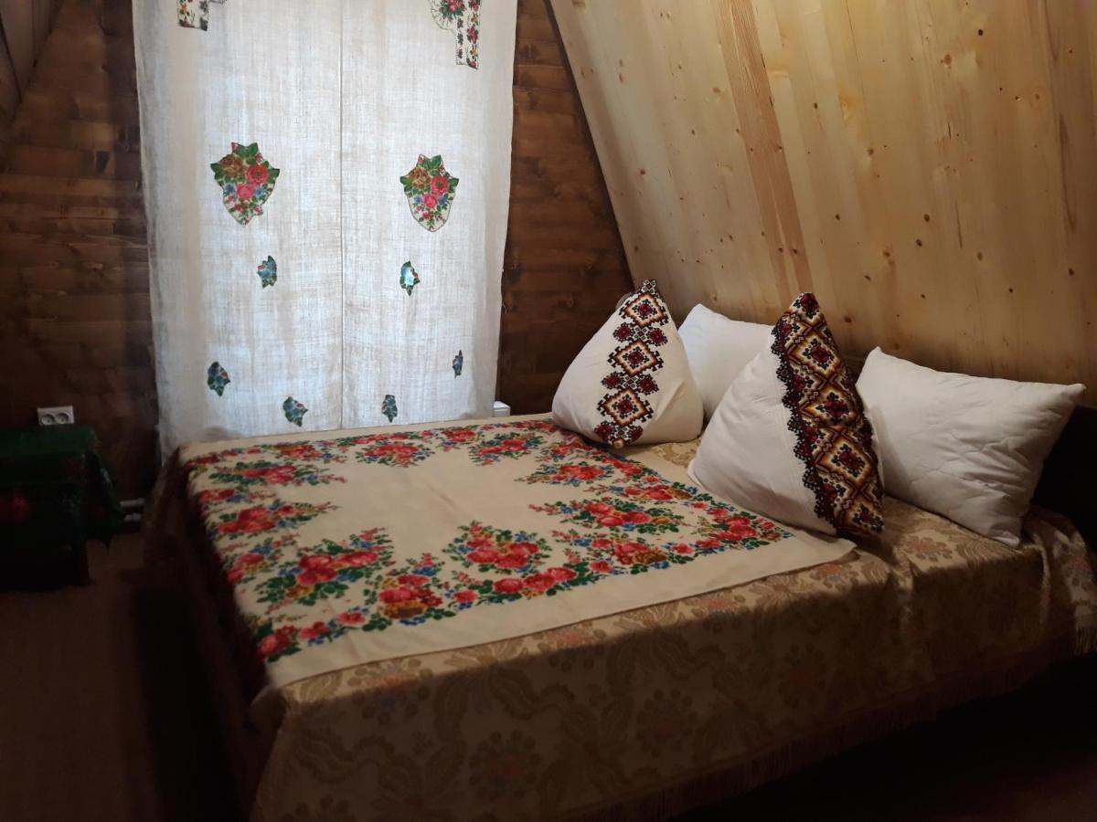 Oak House Palyanytsya Exterior foto